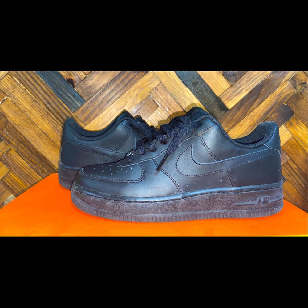 Black Air Force 1